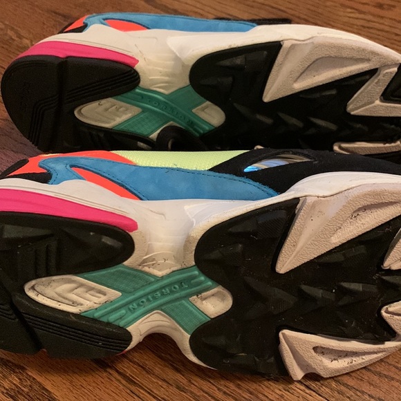 Adidas Colorful Sneaker - Picture 5 of 5